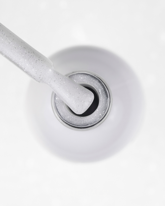 Base híbrida Luni Luna Saute Nails 8ml con efecto brillo galáctico