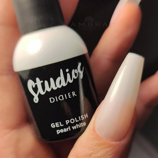 PEARL WHITE esmalte semipermanente Studios Didier 8 ml.