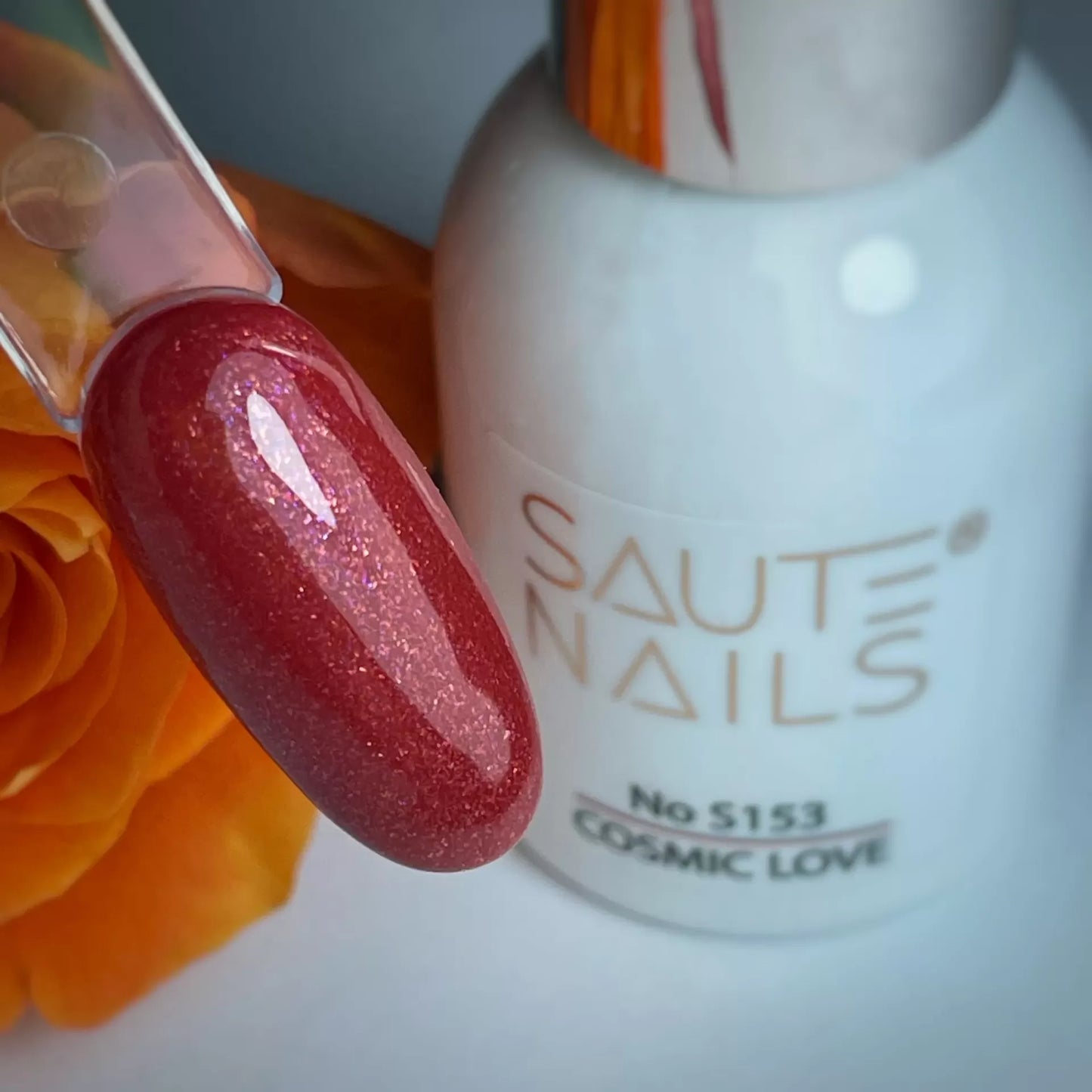 Cosmic Love Esmalte Semipermanente Saute Nails 8ml.