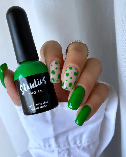 GREEN SNAKE esmalte semipermanente Studios Didier 8ml.