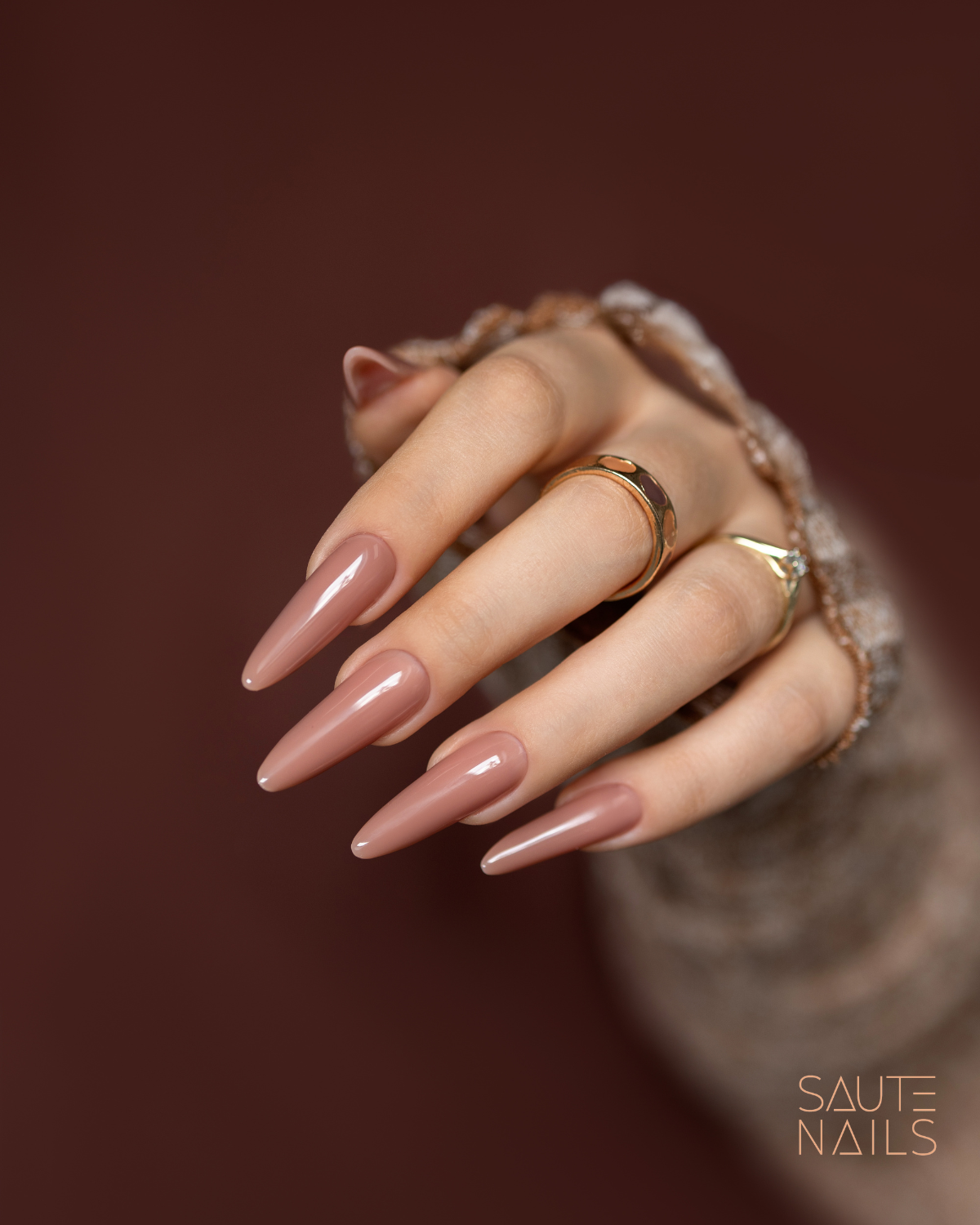 Oat Mocha Esmalte Semipermanente Saute Nails 8ml.
