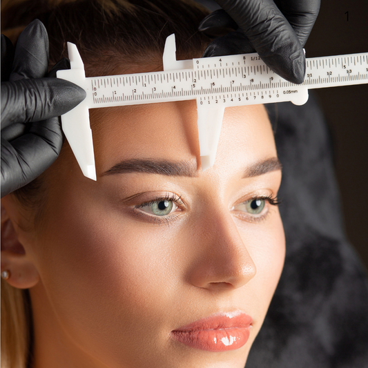 Regla de Visagismo para Diseño de Cejas