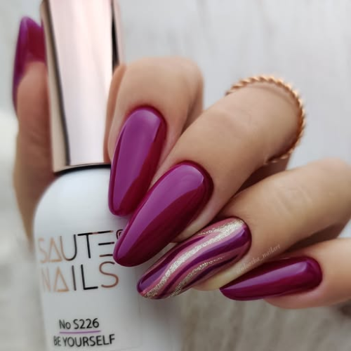 Be Yourself Esmalte Semipermanente morado oscuro Saute Nails 8ml libre HEMA TPO disponible tienda Alicante
