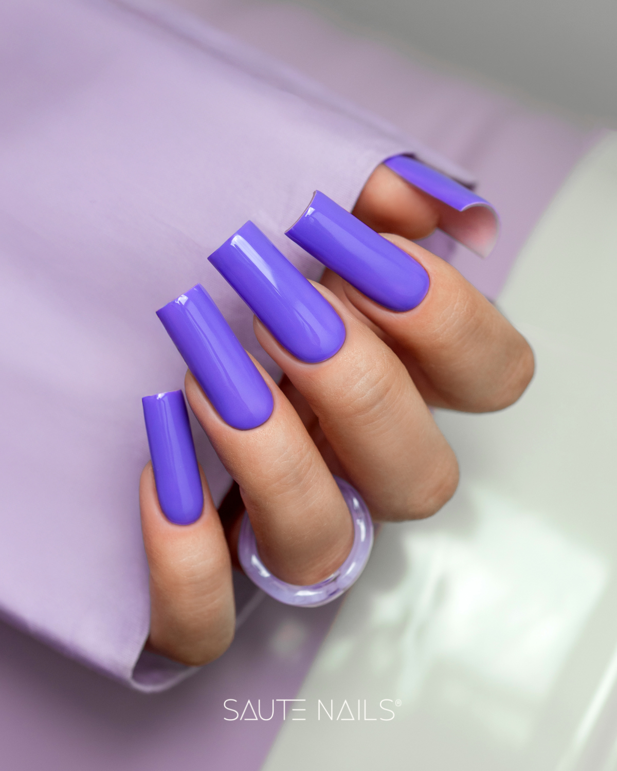 💜 S310 Moody Judy. Un violeta profundo e intenso para quienes buscan un color sofisticado pero con carácter.